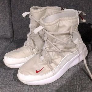womens nike boots